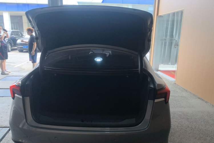 Used Buick LaCrosse 2023 Restyled 25T Cross-Country Edition Trunk