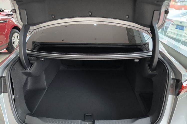 Used Buick LaCrosse 2023 28T Prestige Edition Trunk