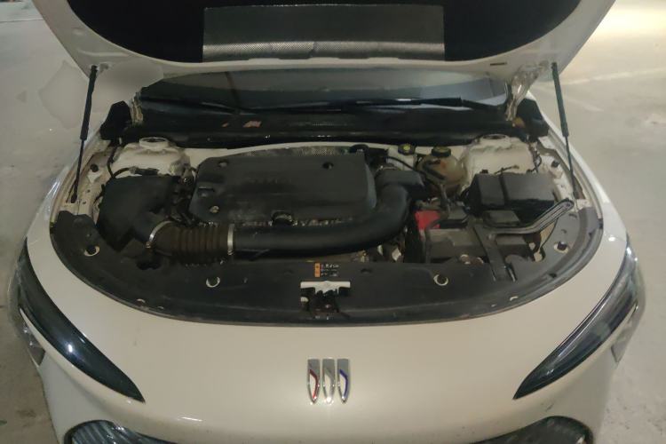 Used Buick LaCrosse 2023 28T Prestige Edition Engine Bay