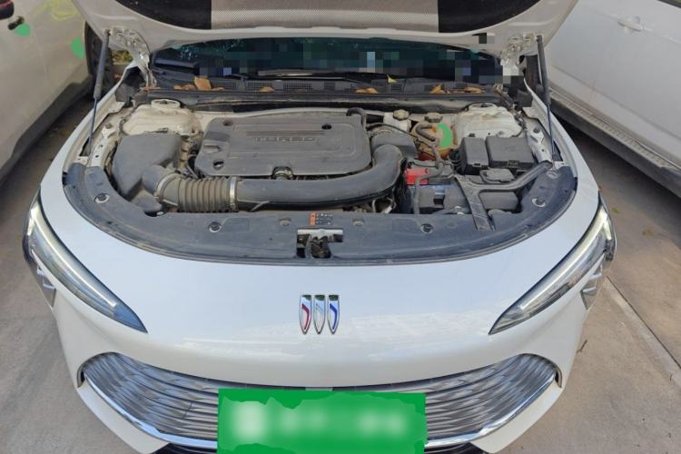 Used Buick LaCrosse 2023 28T Prestige Edition Engine Bay