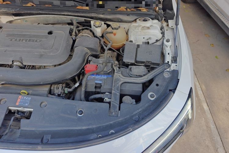 Used Buick LaCrosse 2023 28T Prestige Edition Engine Bay Left