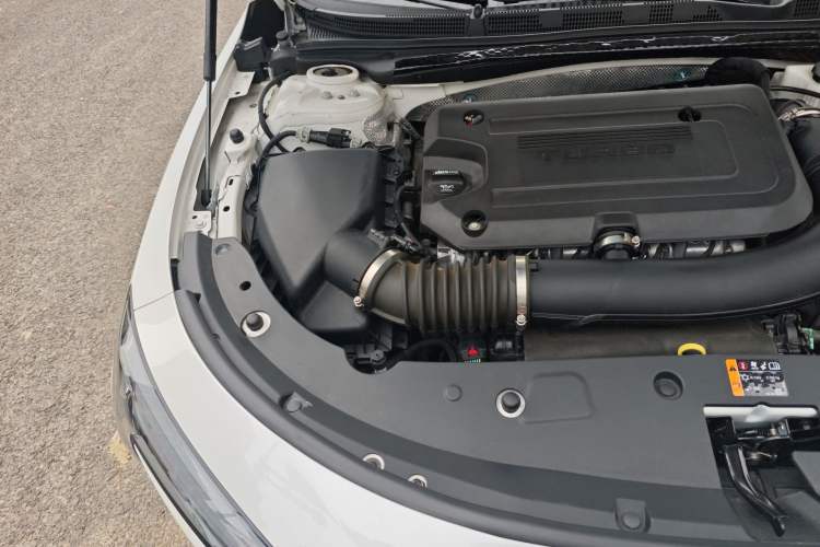 Used Buick LaCrosse 2023 28T Prestige Edition Engine Bay Right