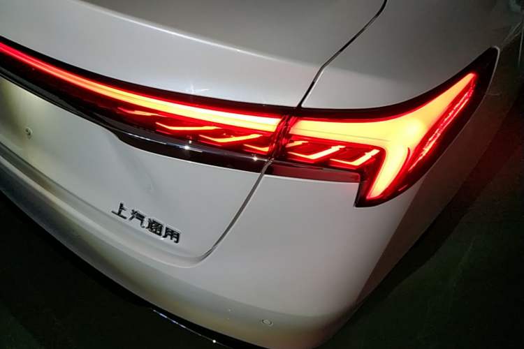 Used Buick LaCrosse 2023 28T Prestige Edition Exterior 2