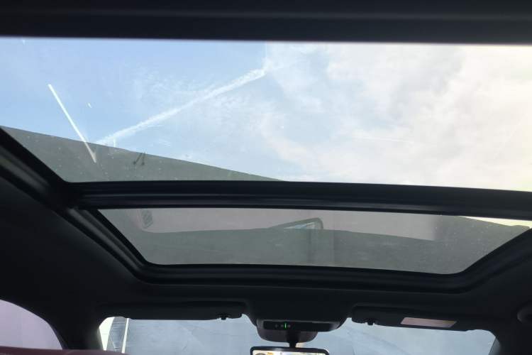 Used Buick LaCrosse 2023 28T Prestige Edition Headliner
