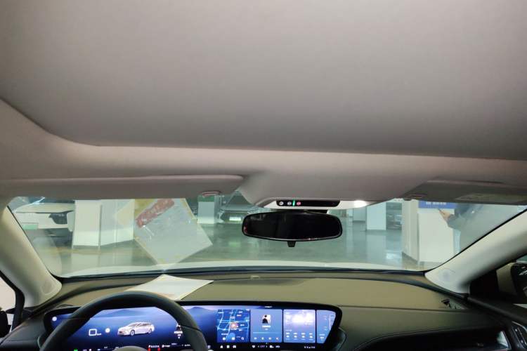 Used Buick LaCrosse 2023 Restyled 25T Cross-Country Edition Headliner