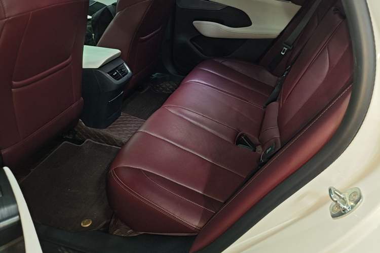 Used Buick LaCrosse 2023 28T Prestige Edition Left Rear Seat