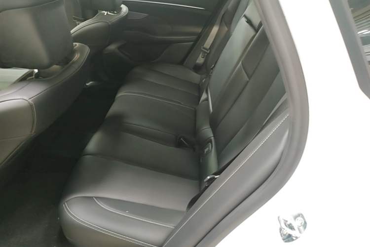 Used Buick LaCrosse 2023 Restyled 25T Cross-Country Edition Left Rear Seat