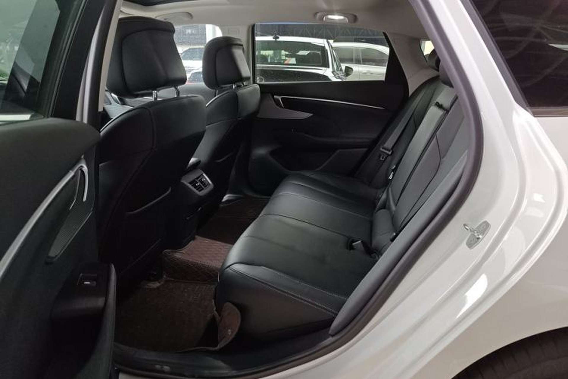 Used Buick LaCrosse 2023 28T Prestige Edition Left Rear Seat