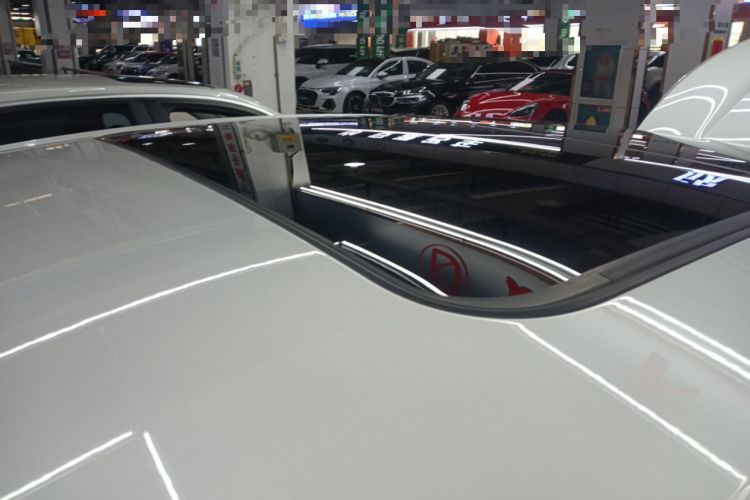 Used Buick LaCrosse 2023 28T Prestige Edition Roof