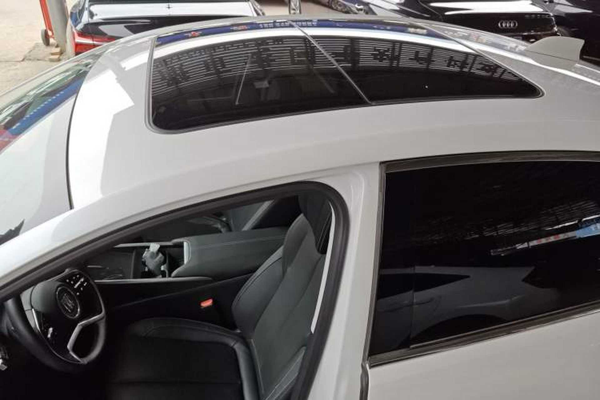 Used Buick LaCrosse 2023 28T Prestige Edition Roof