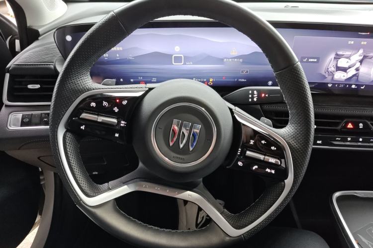 Used Buick LaCrosse 2023 28T Prestige Edition Steering Wheel