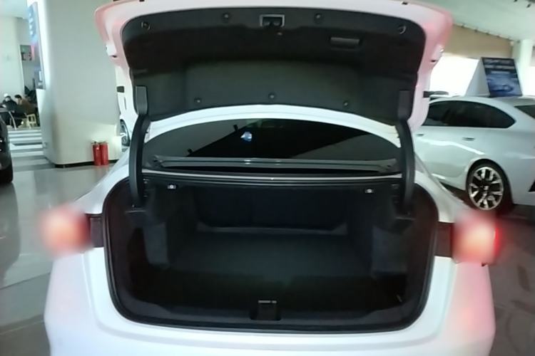 Used Buick LaCrosse 2023 28T Prestige Edition Trunk