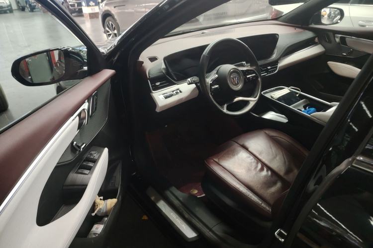 Used Buick LaCrosse 2024 28T Luxury Edition Driver Seat