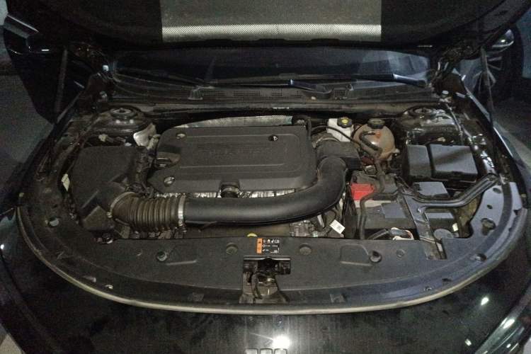 Used Buick LaCrosse 2024 28T Luxury Edition Engine Bay