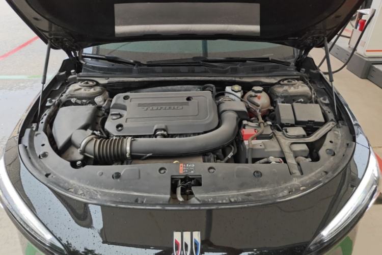 Used Buick LaCrosse 2024 28T Luxury Edition Engine Bay