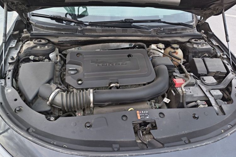Used Buick LaCrosse 2024 28T Luxury Edition Engine Bay