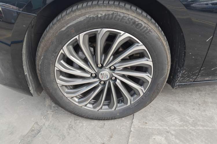 Used Buick LaCrosse 2024 28T Luxury Edition Exterior 3