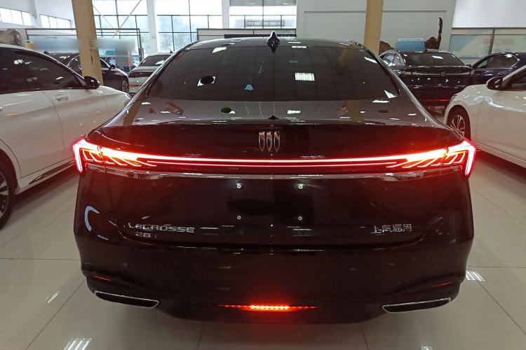Used Buick LaCrosse 2024 28T Luxury Edition Exterior 4