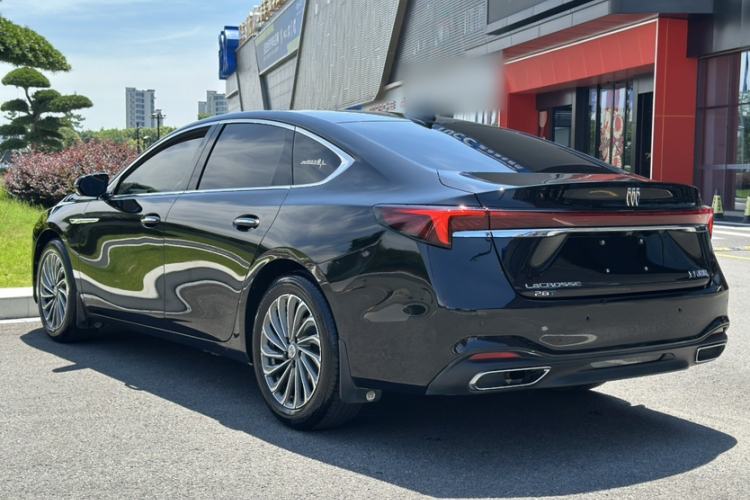 Used Buick LaCrosse 2024 28T Luxury Edition Exterior 5