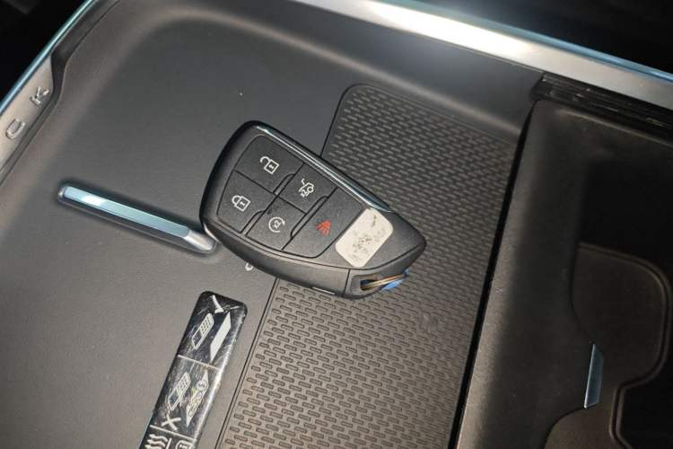 Used Buick LaCrosse 2024 28T Luxury Edition Interior 1