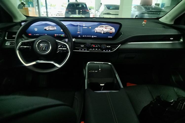 Used Buick LaCrosse 2024 28T Luxury Edition Interior 2