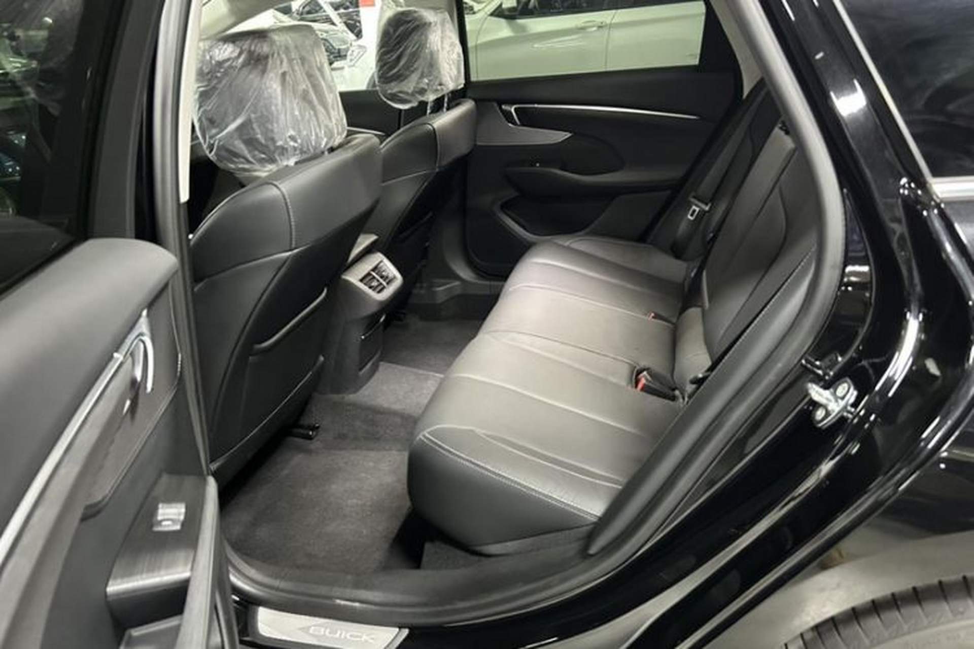 Used Buick LaCrosse 2024 28T Luxury Edition Interior 2