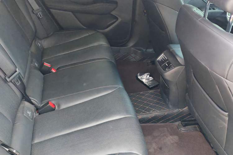 Used Buick LaCrosse 2024 28T Luxury Edition Interior 3