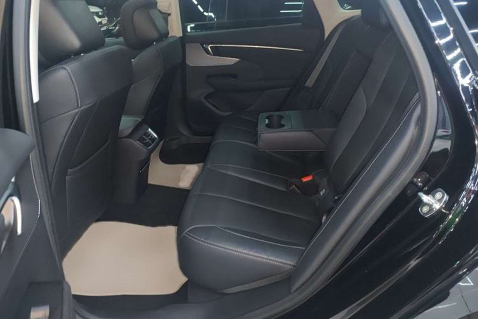 Used Buick LaCrosse 2024 28T Luxury Edition Interior 4