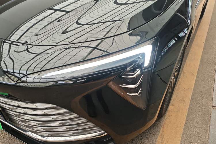 Used Buick LaCrosse 2024 28T Luxury Edition Left Front Headlight