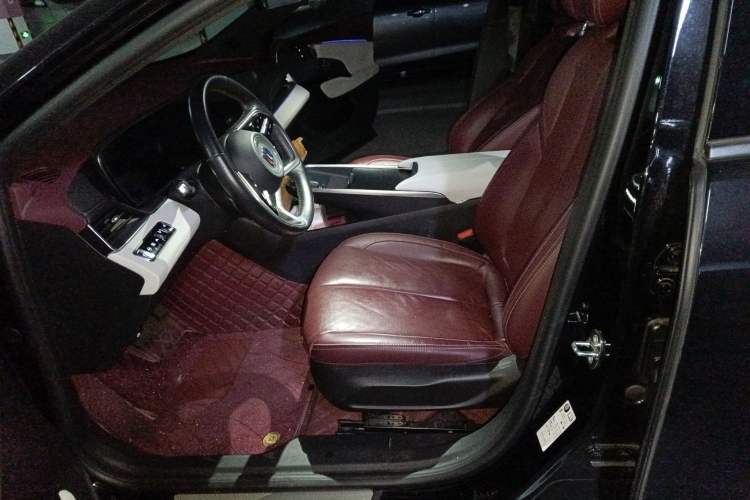 Used Buick LaCrosse 2024 28T Luxury Edition Left Front Seat
