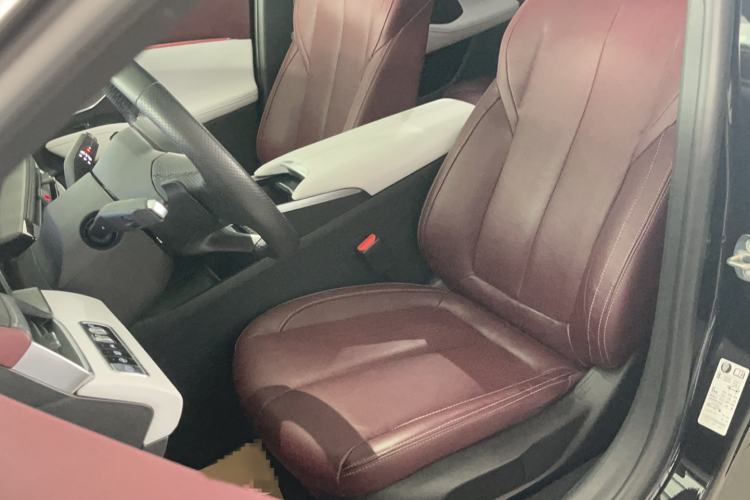 Used Buick LaCrosse 2024 28T Luxury Edition Left Front Seat