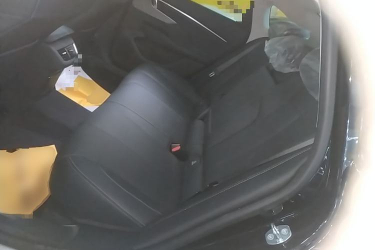 Used Buick LaCrosse 2024 28T Luxury Edition Left Rear Seat