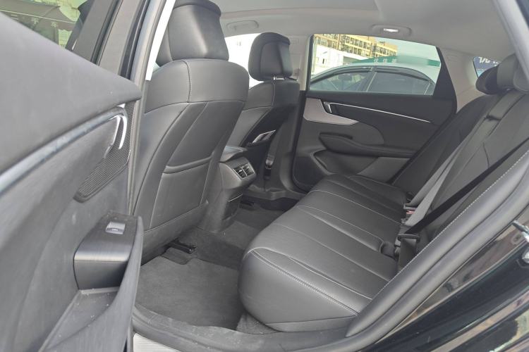 Used Buick LaCrosse 2024 28T Luxury Edition Left Rear Seat