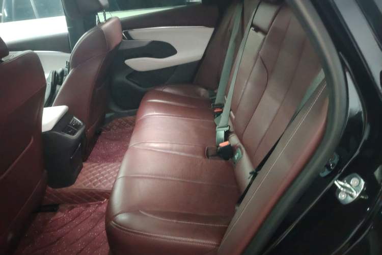 Used Buick LaCrosse 2024 28T Luxury Edition Left Rear Seat