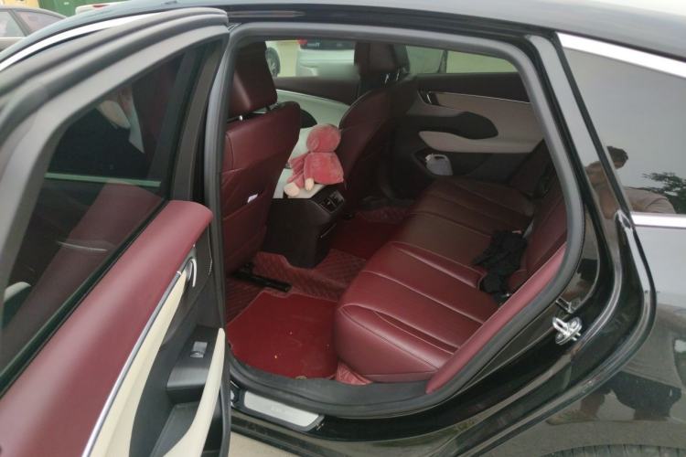 Used Buick LaCrosse 2024 28T Luxury Edition Left Rear Seat