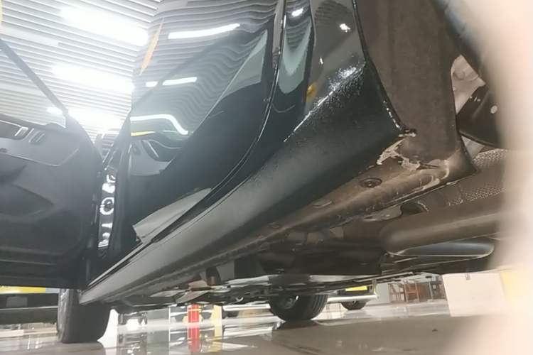 Used Buick LaCrosse 2024 28T Luxury Edition Left Side Sill