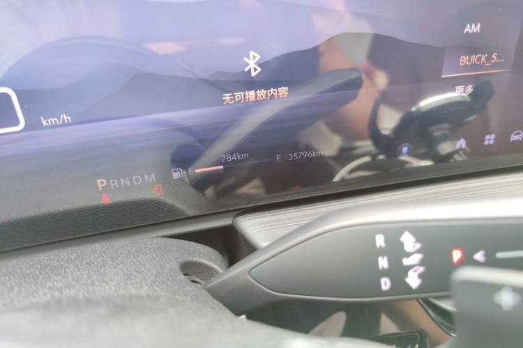Used Buick LaCrosse 2024 28T Luxury Edition Odometer Close Up