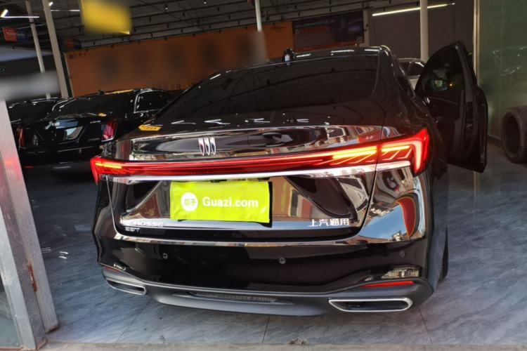 Used Buick LaCrosse 2024 28T Luxury Edition Rear
