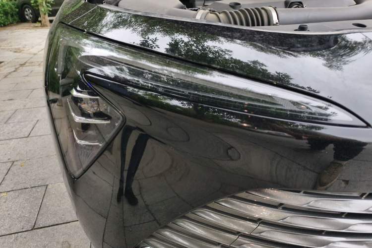 Used Buick LaCrosse 2024 28T Luxury Edition Right Front Headlight