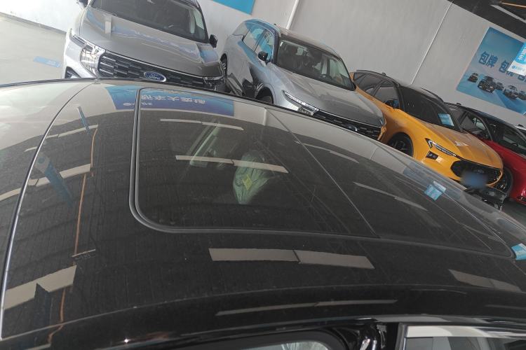Used Buick LaCrosse 2024 28T Luxury Edition Roof