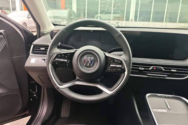Used Buick LaCrosse 2024 28T Luxury Edition Steering Wheel