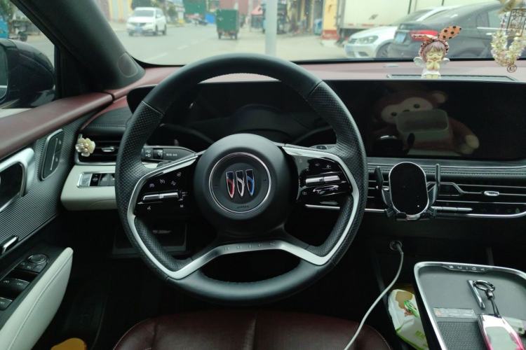 Used Buick LaCrosse 2024 28T Luxury Edition Steering Wheel