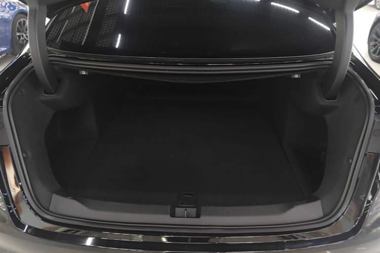 Used Buick LaCrosse 2024 28T Luxury Edition Trunk