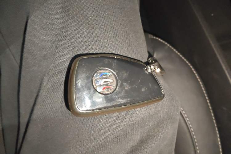 Used Buick LaCrosse 2024 28T Luxury Edition Vehicle Key