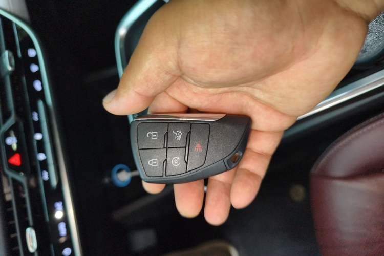 Used Buick LaCrosse 2024 28T Luxury Edition Vehicle Key