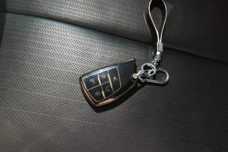 Used Buick LaCrosse 2024 28T Luxury Edition Vehicle Key