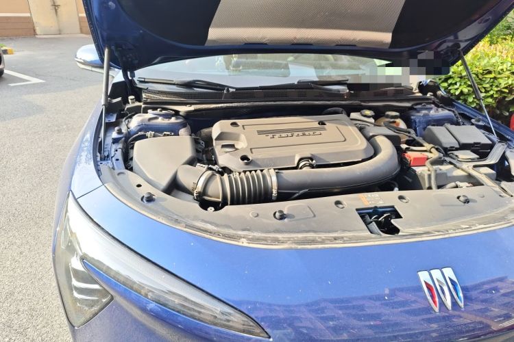 Used Buick LaCrosse 2024 Avia Edition Engine Bay Right
