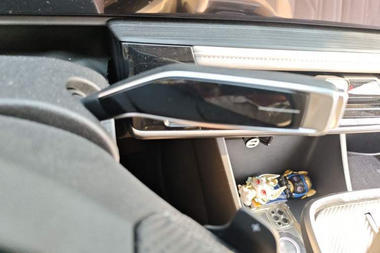Used Buick LaCrosse 2024 Avia Edition Gear Lever
