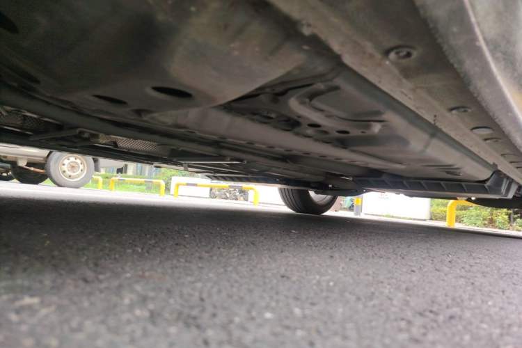 Used Buick LaCrosse 2025 Platinum Avia Edition Chassis Front Left