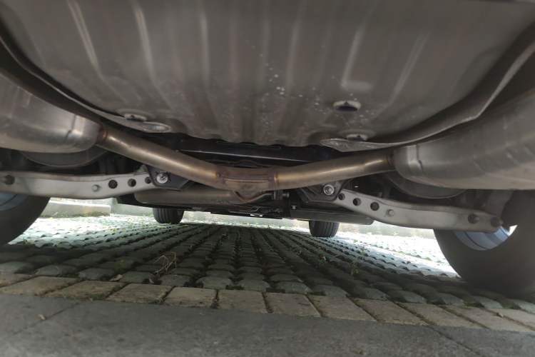 Used Buick LaCrosse 2025 28T Platinum Edition Chassis Rear
